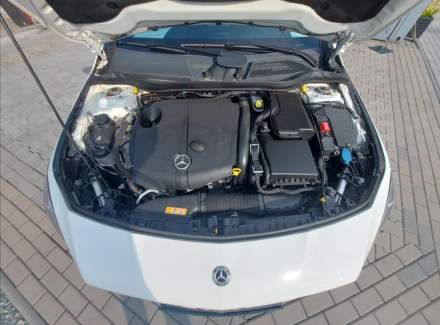 Mercedes-Benz - CLA