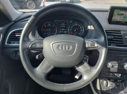 Audi - Q3