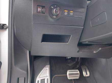 DS Automobiles - DS7 Crossback