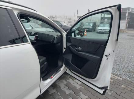 DS Automobiles - DS7 Crossback