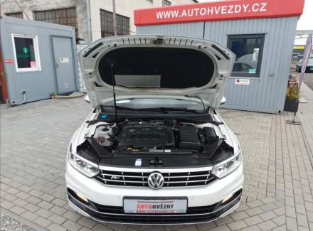 Volkswagen - Passat