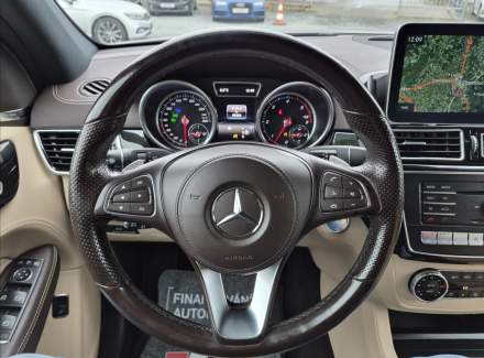 Mercedes-Benz - GLS