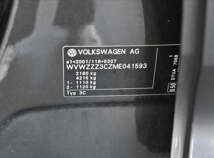 Volkswagen - Passat