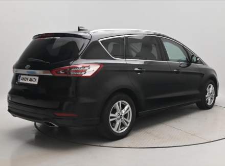 Ford - S-MAX