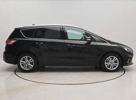 Ford - S-MAX