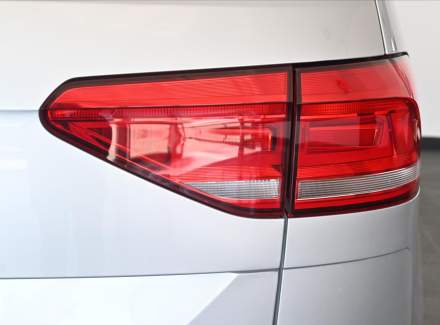 Volkswagen - Touran