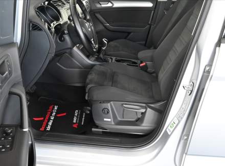 Volkswagen - Touran