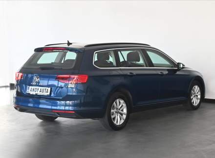 Volkswagen - Passat