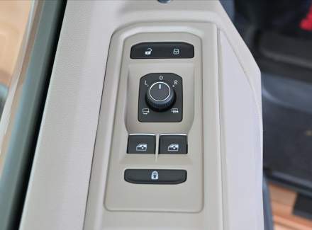 Volkswagen - Multivan