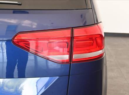 Volkswagen - Touran