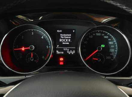 Volkswagen - Touran