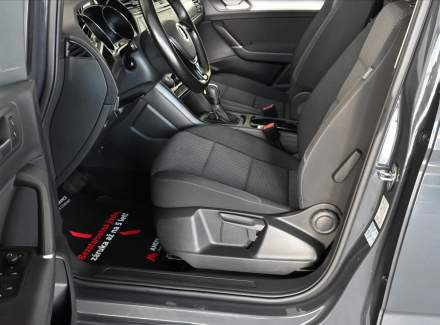 Volkswagen - Touran