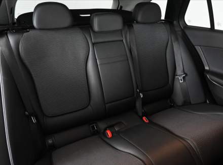 Mercedes-Benz - C-class