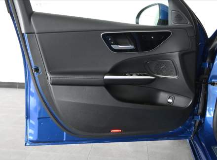 Mercedes-Benz - C-class