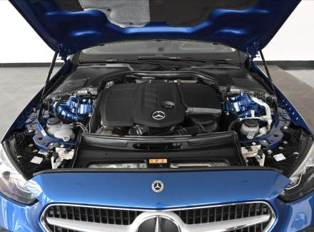 Mercedes-Benz - C-class