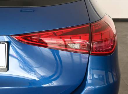 Mercedes-Benz - C-class