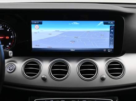 Mercedes-Benz - E-class