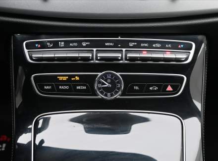 Mercedes-Benz - E-class