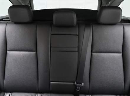 Mercedes-Benz - E-class