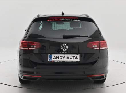 Volkswagen - Passat