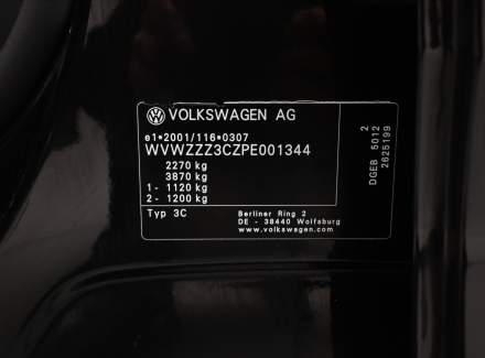 Volkswagen - Passat