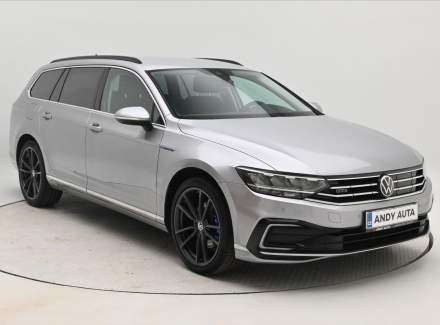 Volkswagen - Passat