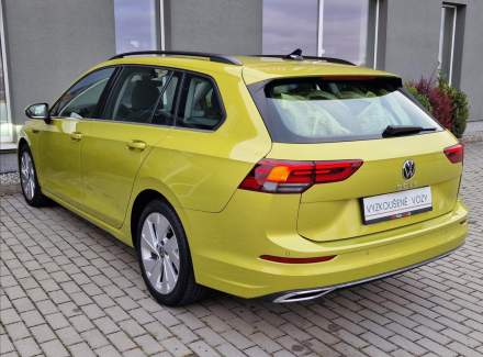 Volkswagen - Golf