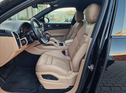 Porsche - Cayenne