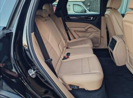 Porsche - Cayenne
