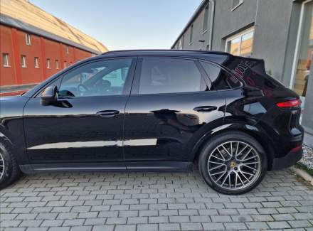 Porsche - Cayenne