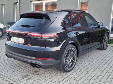 Porsche - Cayenne