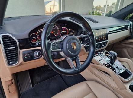 Porsche - Cayenne