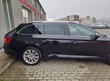 Škoda - Superb