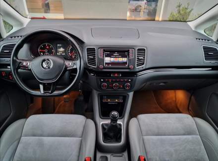 Volkswagen - Sharan