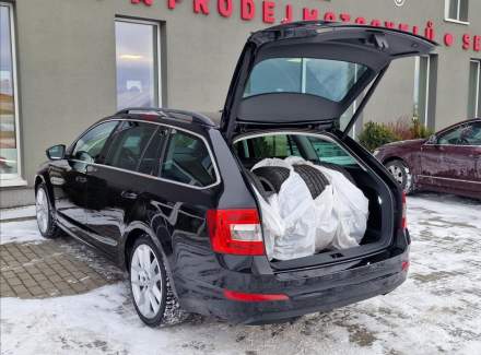 Škoda - Octavia