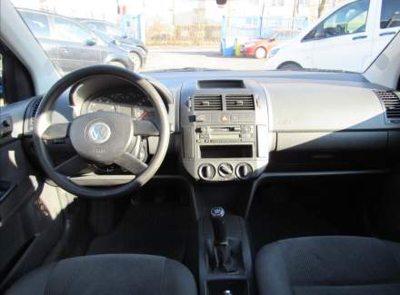 Volkswagen - Polo