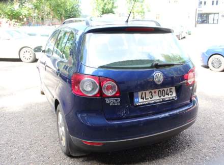 Volkswagen - Golf