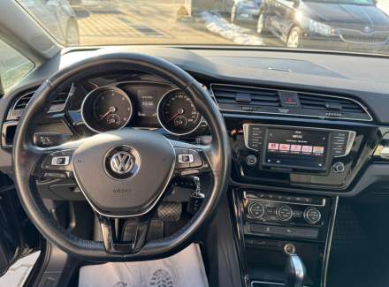 Volkswagen - Touran