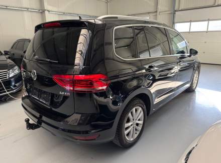 Volkswagen - Touran