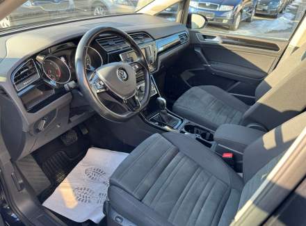 Volkswagen - Touran