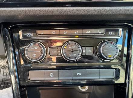 Volkswagen - Touran
