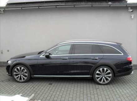 Mercedes-Benz - E-class