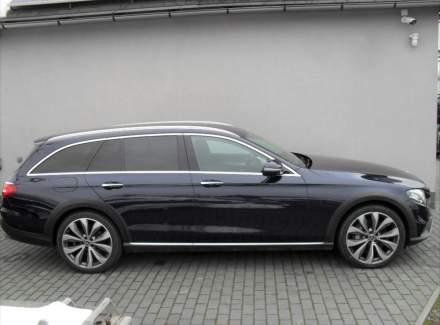 Mercedes-Benz - E-class