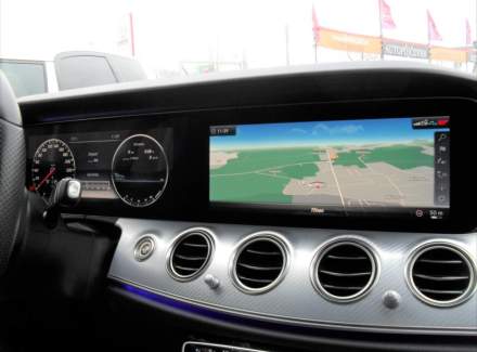 Mercedes-Benz - E-class