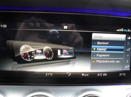 Mercedes-Benz - E-class