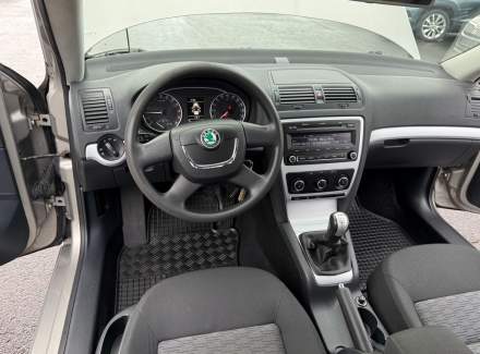 Škoda - Octavia