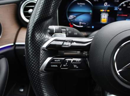 Mercedes-Benz - E-class