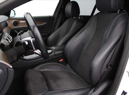 Mercedes-Benz - E-class