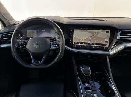 Volkswagen - Touareg