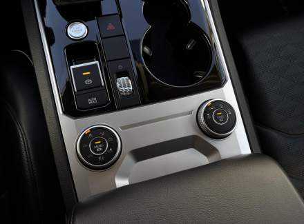 Volkswagen - Touareg